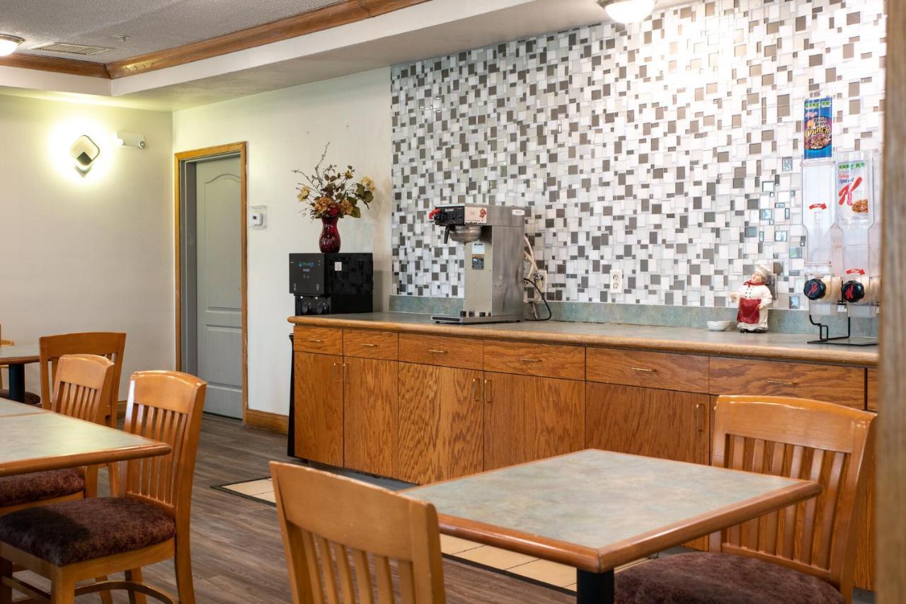 Blisspoint Inn & Suites Marion Εξωτερικό φωτογραφία