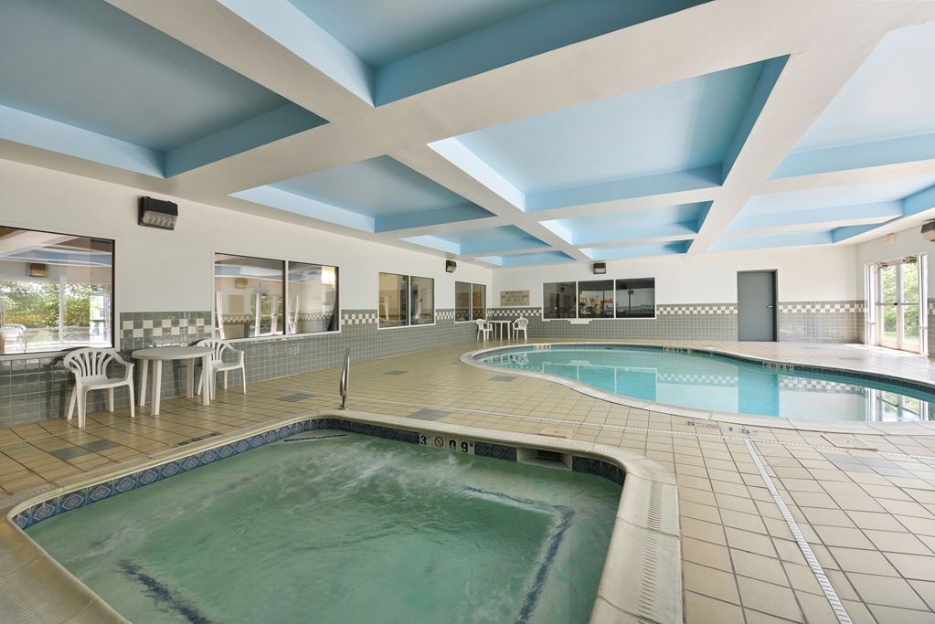 Blisspoint Inn & Suites Marion Ανέσεις φωτογραφία