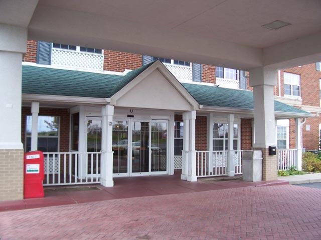 Blisspoint Inn & Suites Marion Εξωτερικό φωτογραφία