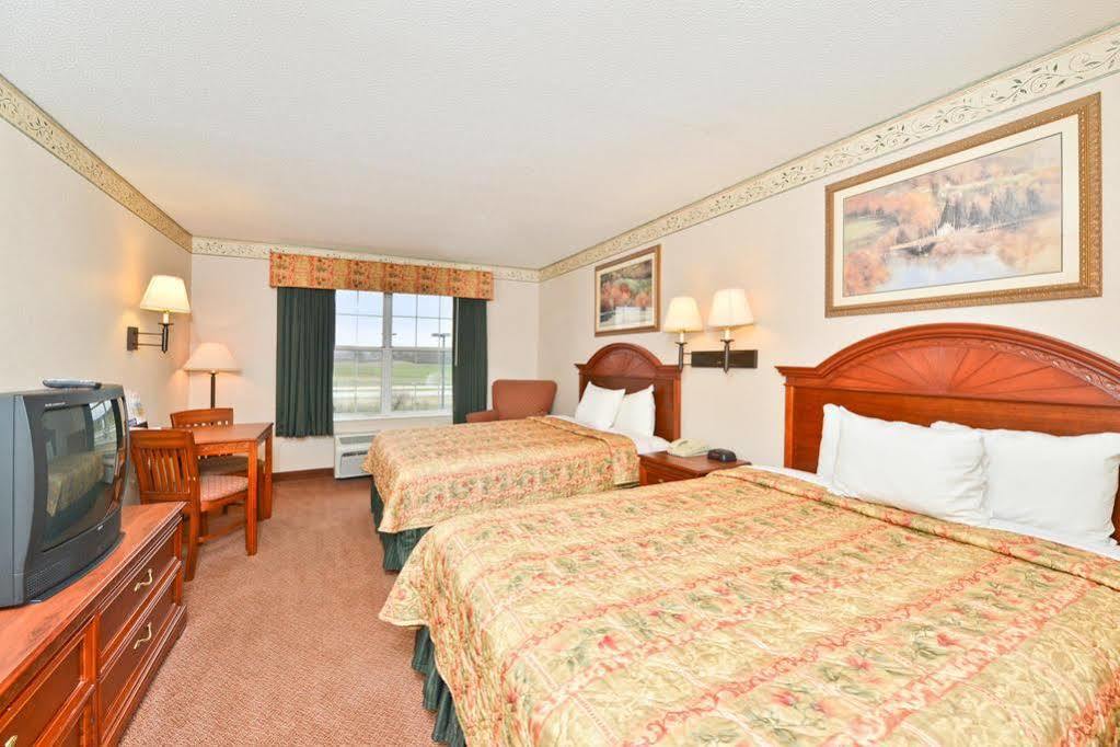 Blisspoint Inn & Suites Marion Εξωτερικό φωτογραφία